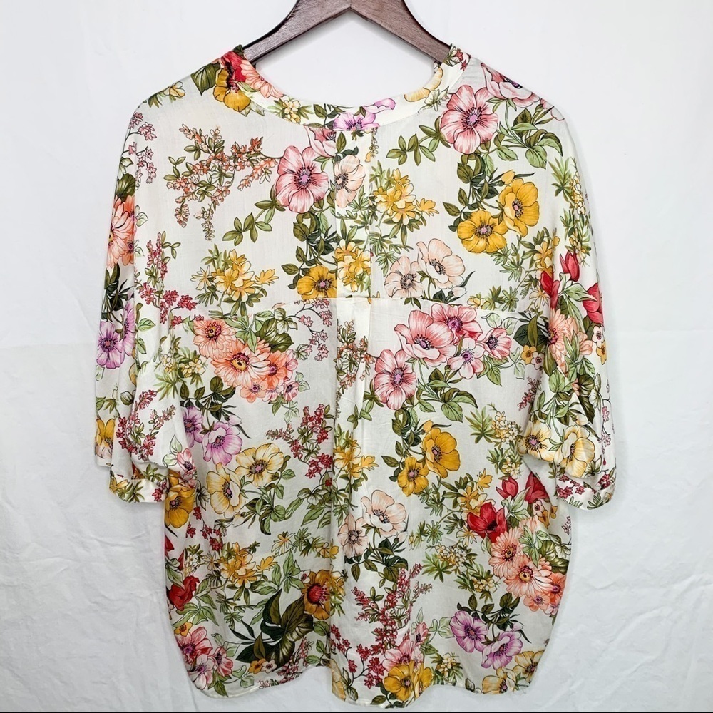 ZARA Flowing Floral Blouse - Size XS - Picture 12 of 14